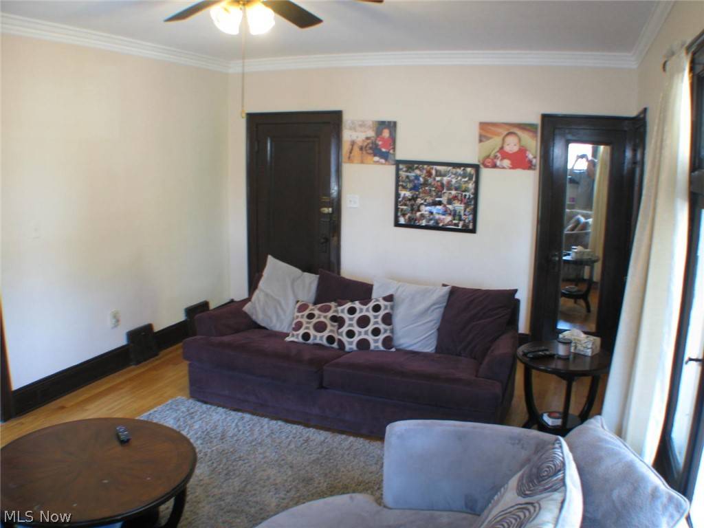 Lakewood, OH 44107,2188 Eldred AVE