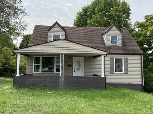 4040 Valleyview AVE, Steubenville, OH 43952