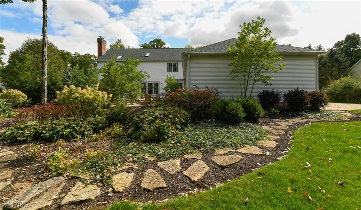 Hudson, OH 44236,7520 Hudson Park DR