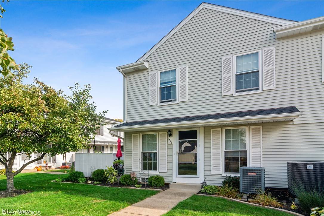 6543 Liberty Bell DR #17D, Brook Park, OH 44142