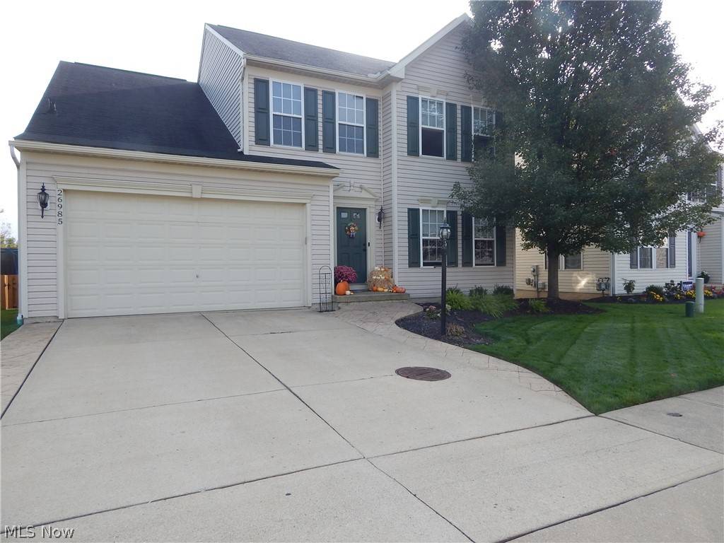 26985 Ashton DR, Olmsted Township, OH 44138