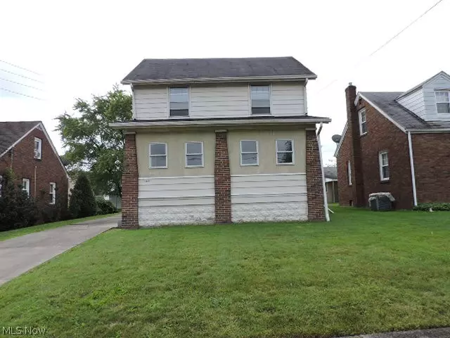 1407 Douglas AVE, Youngstown, OH 44502
