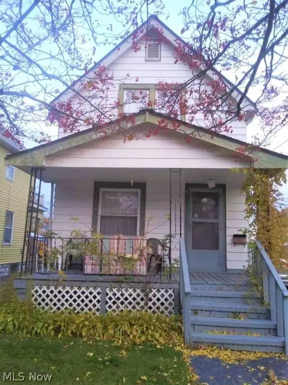 Cleveland, OH 44102,3343 W 91st ST