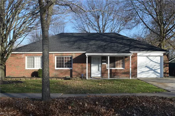 Euclid, OH 44132,683 Birch DR