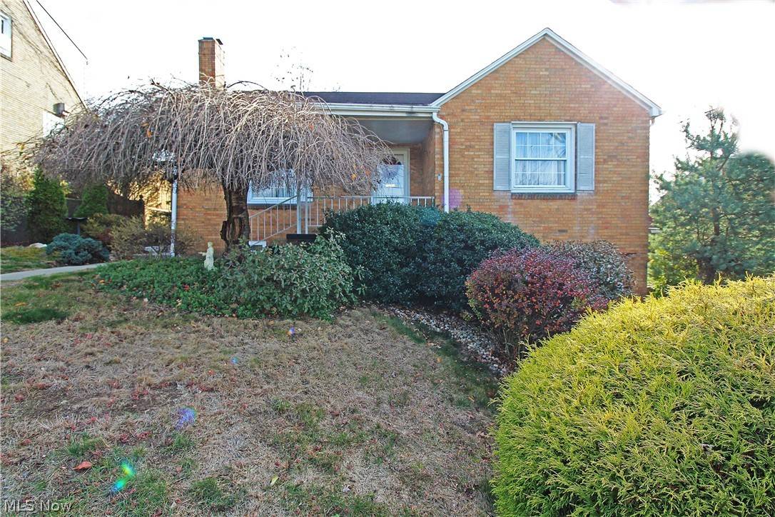 Weirton, WV 26062,4016 Palisades DR