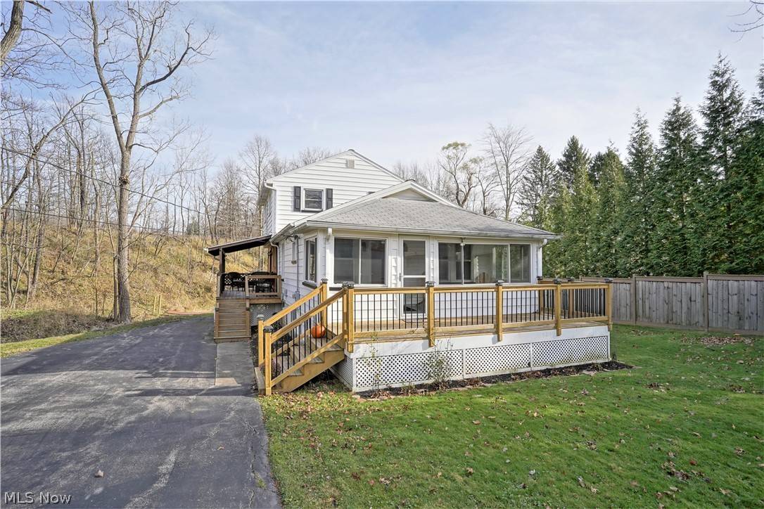 8563 Broadview RD, Broadview Heights, OH 44147