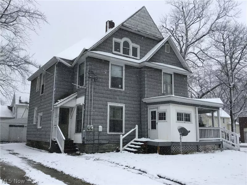 546 Broad ST, Conneaut, OH 44030