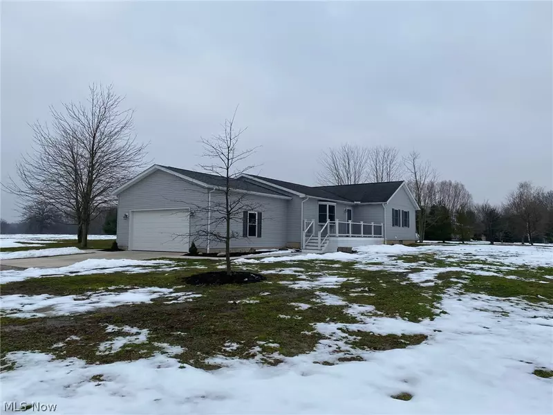 10667 Reed RD, Columbia Station, OH 44028