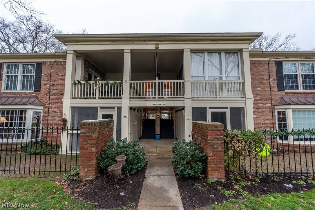 1255 Wednesbury CIR #4B, Akron, OH 44313
