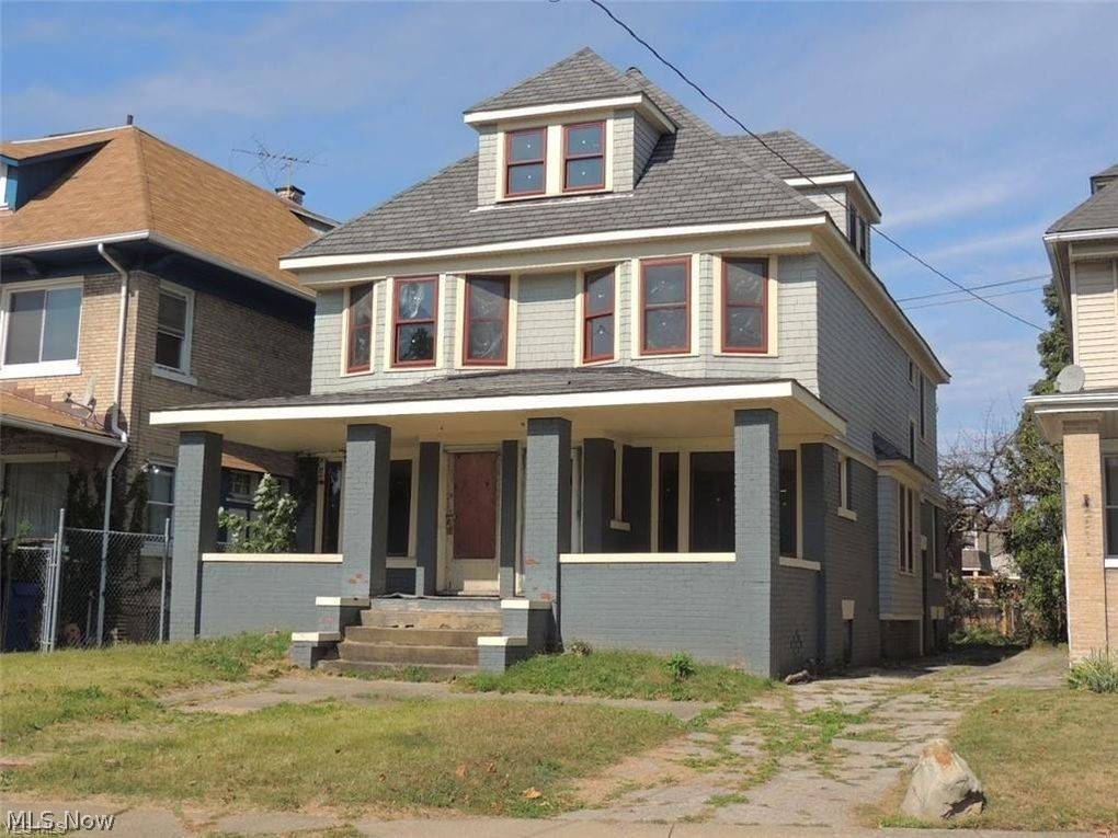 9809 North BLVD, Cleveland, OH 44108