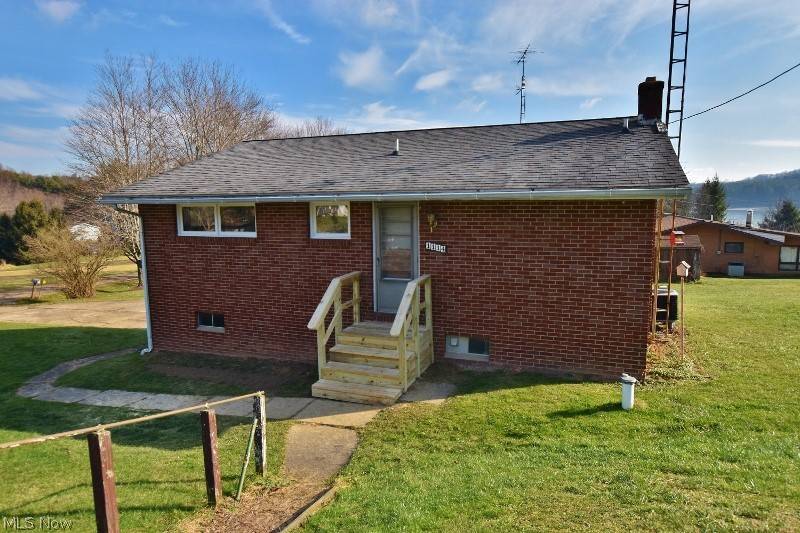 Dellroy, OH 44620,1114 Fiesta RD SW