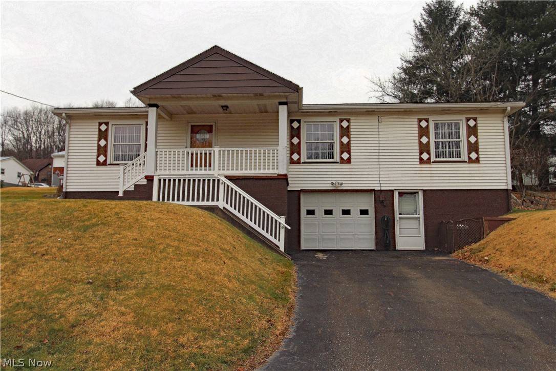 146 Willow ST, Weirton, WV 26062