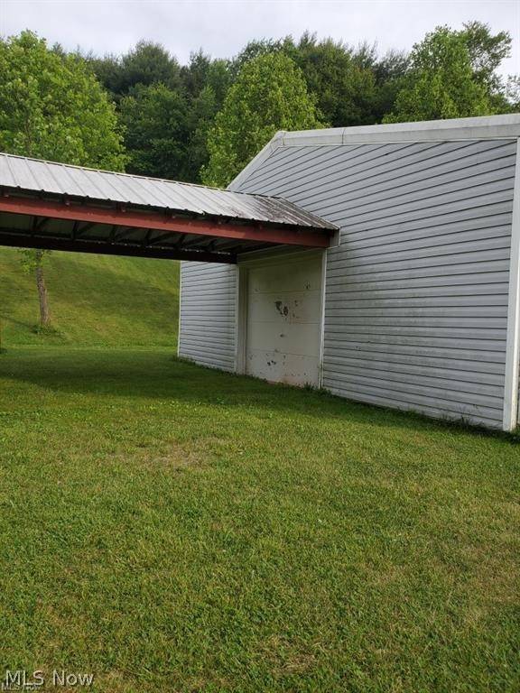 Cambridge, OH 43725,64888 Slaughter Hill RD