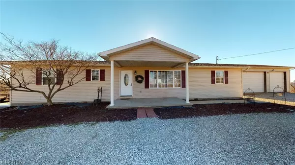 1754 Locust Ridge RD, Washington, WV 26181