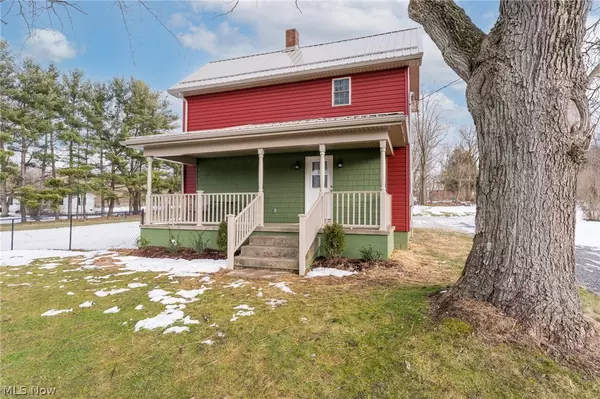 1065 S Johnson RD, Sebring, OH 44672