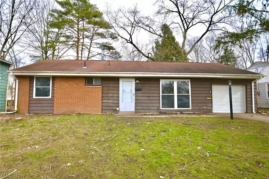 3521 Krieger LN, Youngstown, OH 44502