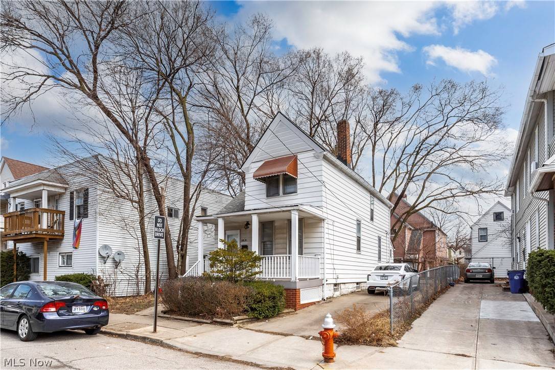 Cleveland, OH 44106,1909 E 120th ST