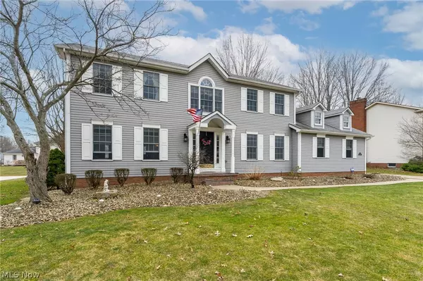 321 Hilltop BLVD, Canfield, OH 44406
