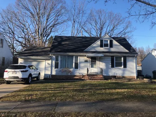 South Euclid, OH 44121,4335 Tamalga DR