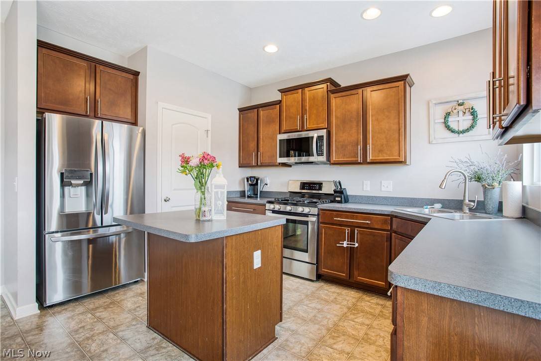 Brunswick, OH 44212,2891 Emma LN