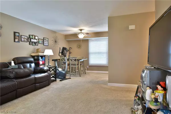 Cortland, OH 44410,2510 Ivy Hill CIR #E