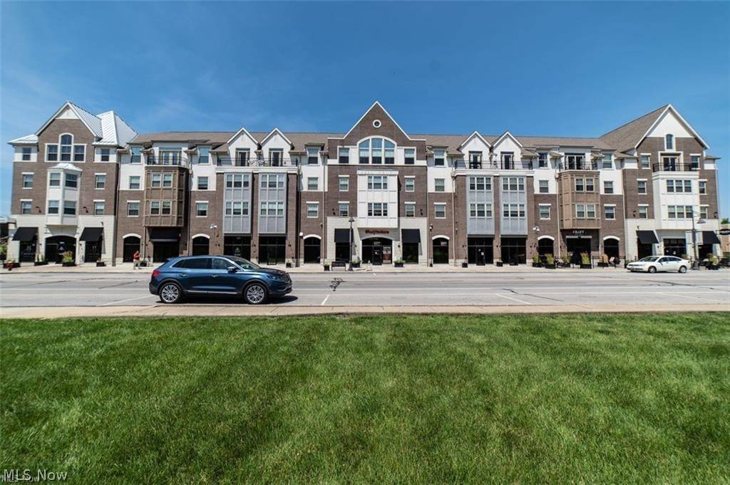 1846 Front ST #406,  Cuyahoga Falls,  OH 44221