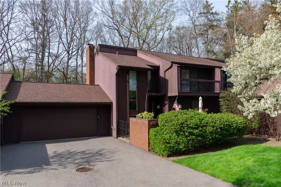 891 Spicers LN #2504-H, Sagamore Hills, OH 44067