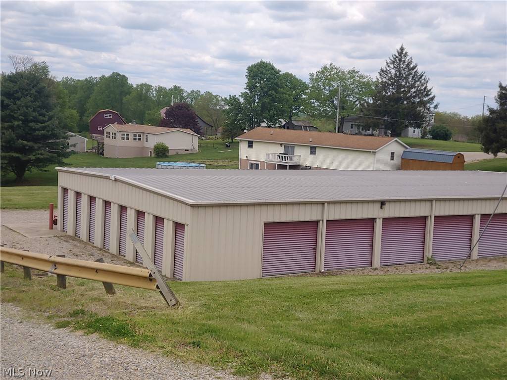 Zanesville, OH 43701,2393 Adamsville RD