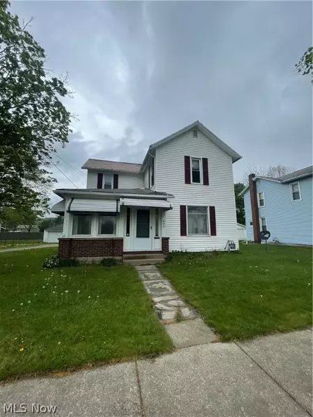 495 Columbia ST, Leetonia, OH 44431