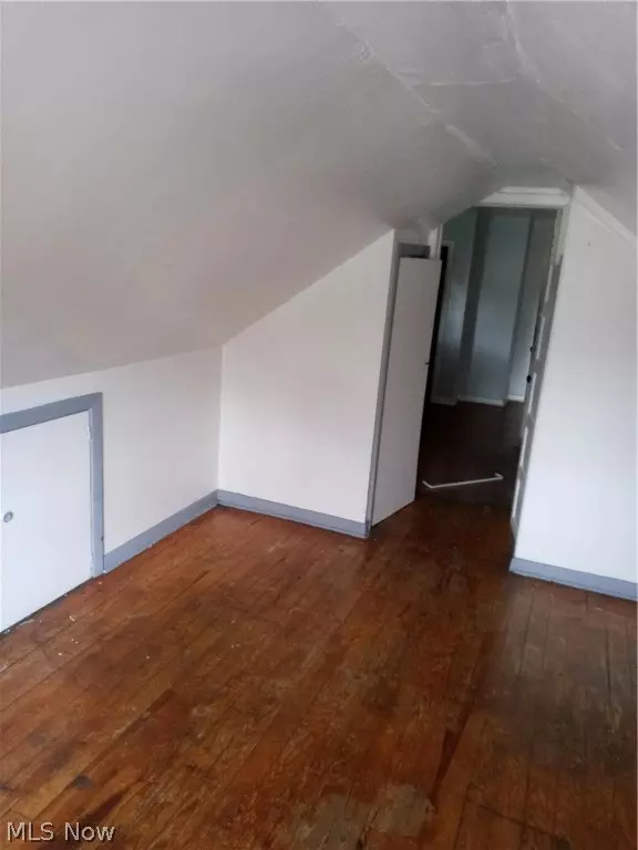 Cleveland, OH 44109,3132 W 16th ST