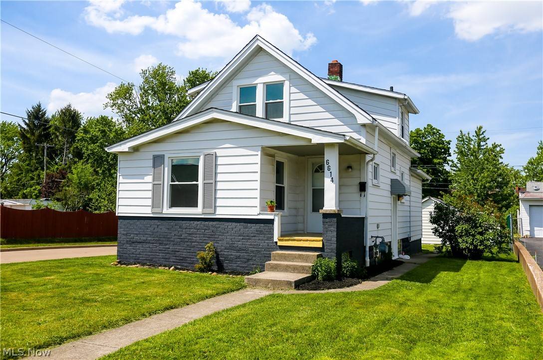 6614 Bradley AVE, Parma, OH 44129