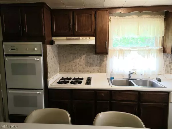 Campbell, OH 44405,71 Fairview ST