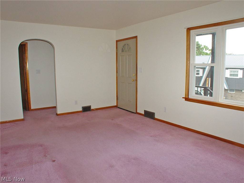 Weirton, WV 26062,109 Cloma CIR