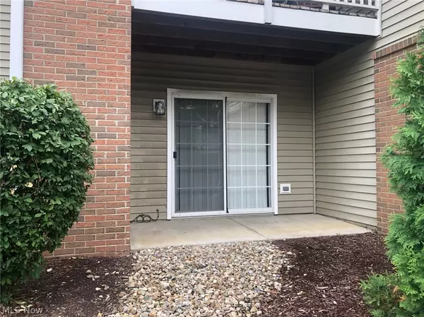 3398 Lenox Village DR #135, Fairlawn, OH 44333