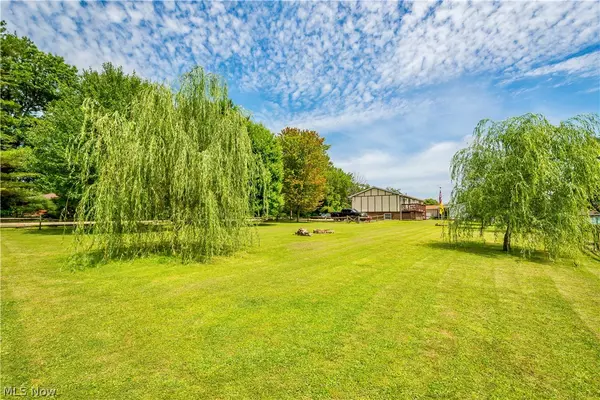 Follansbee, WV 26037,430 Lee RD