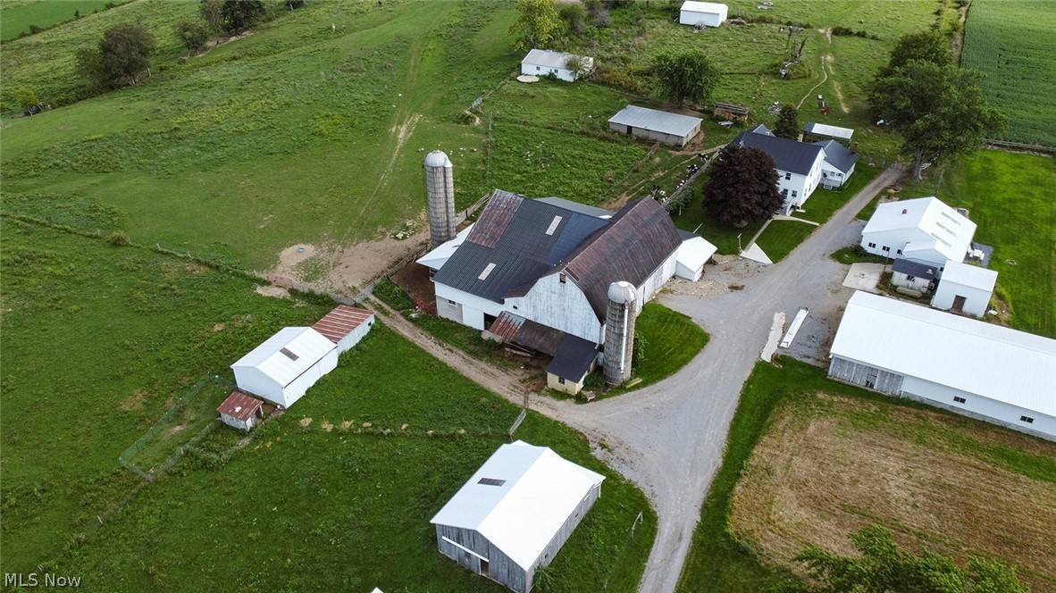 5340 Township Road 606, Mount Hope, OH 44627