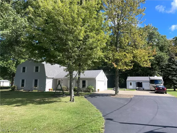 2916 State RD,  Vermilion,  OH 44089