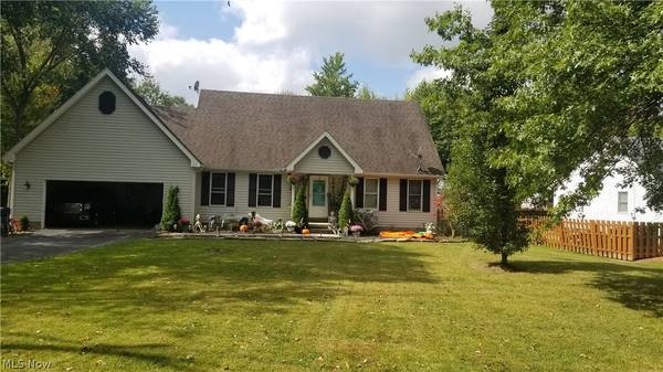 4432 Lyntz Townline RD SW, Warren, OH 44481