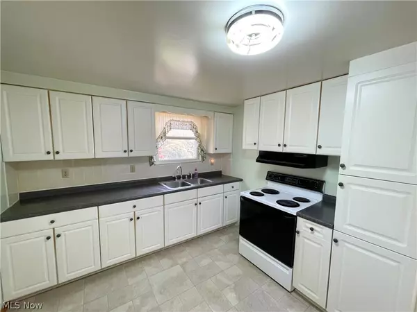 Rayland, OH 43943,815 County Road 4