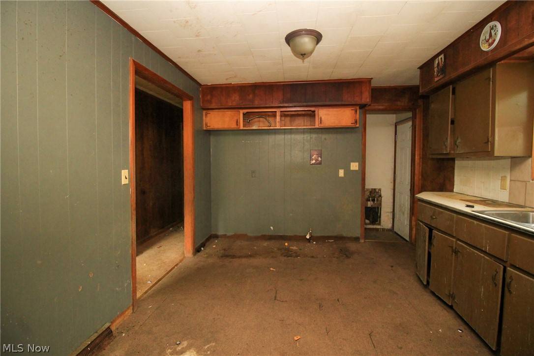 Youngstown, OH 44502,2136 Ives ST