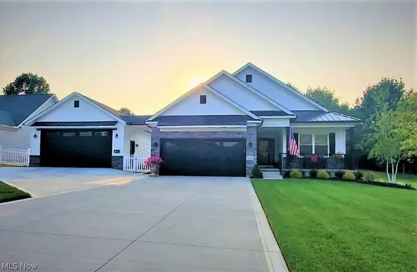 10931 Fox Den CIR, Garrettsville, OH 44231