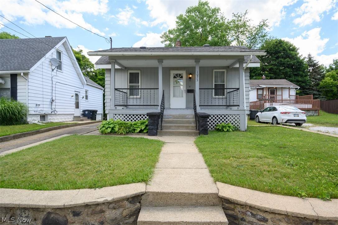 1073 Dayton ST, Akron, OH 44310