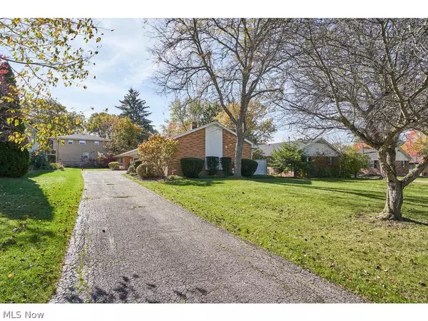 Fairlawn, OH 44333,2830 Morewood RD