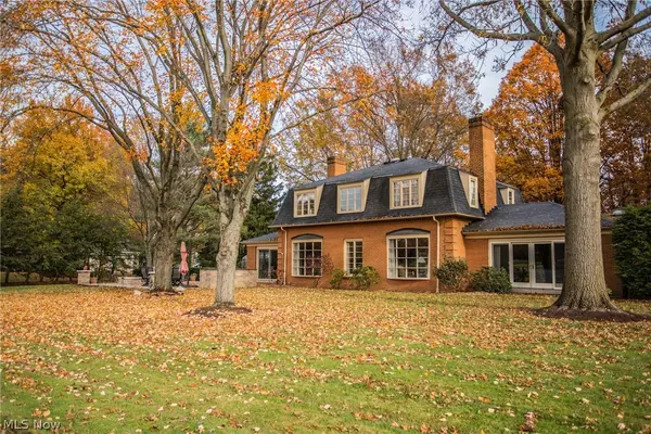 Warren, OH 44484,367 Country Club DR NE