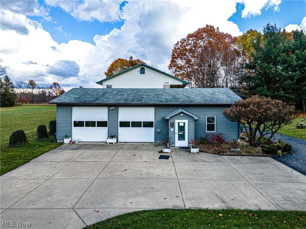 3632 Ridge RD, Cortland, OH 44410