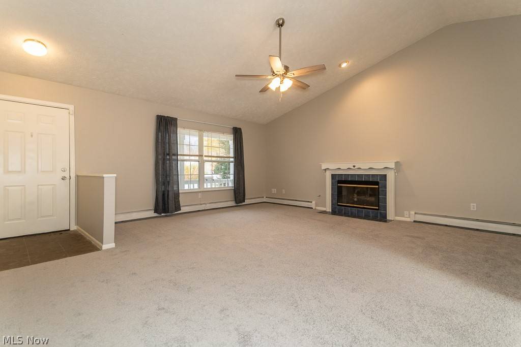 Madison, OH 44057,463 Oak Hollow DR