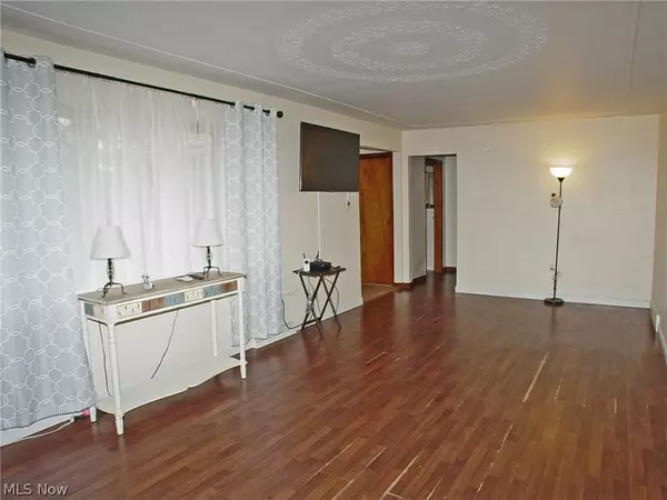 Beech Bottom, WV 26030,38 1st ST