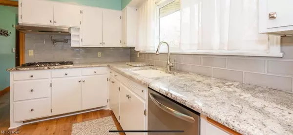 Youngstown, OH 44511,85 Lake Shore DR