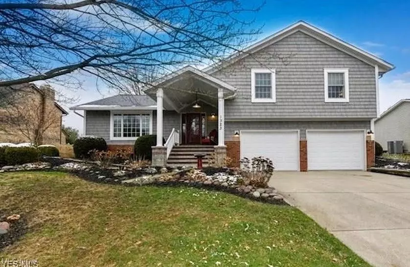 Wadsworth, OH 44281,1323 Harmony DR