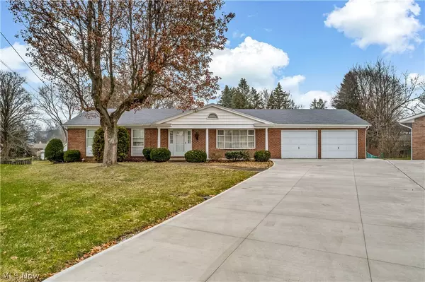 7495 Byron AVE NE,  Canton,  OH 44721